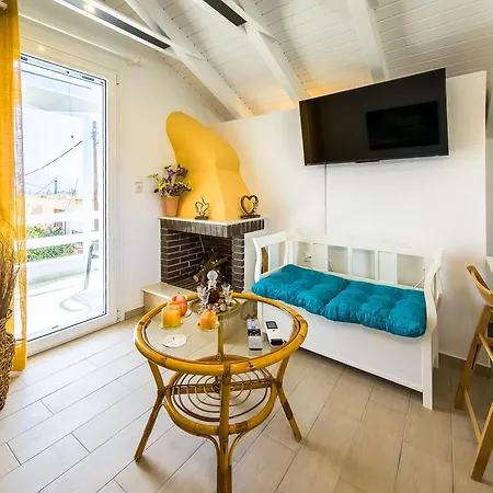 Dollhouse Loft By Mps