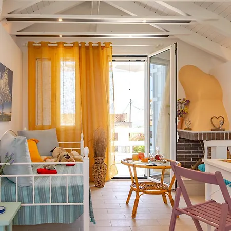 Dollhouse Loft By Mps Apartment *